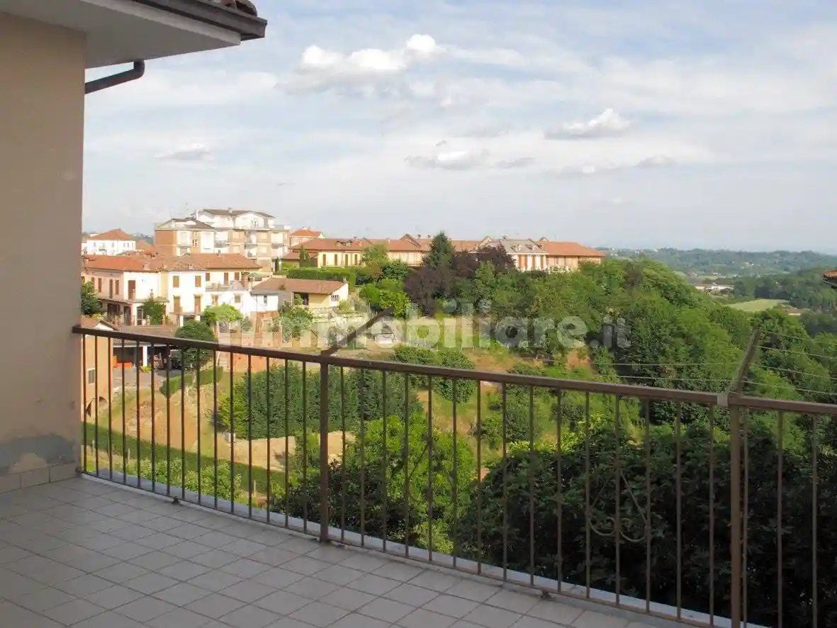 Appartamento in vendita a Castell'Alfero