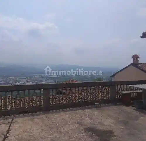 Rustico - Casale in vendita a Guarene