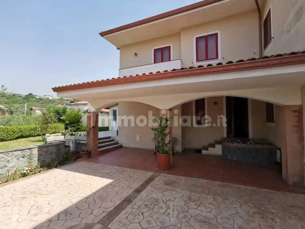 Villa unifamiliare via Gimigliano, Gagliano, Catanzaro - foto 2
