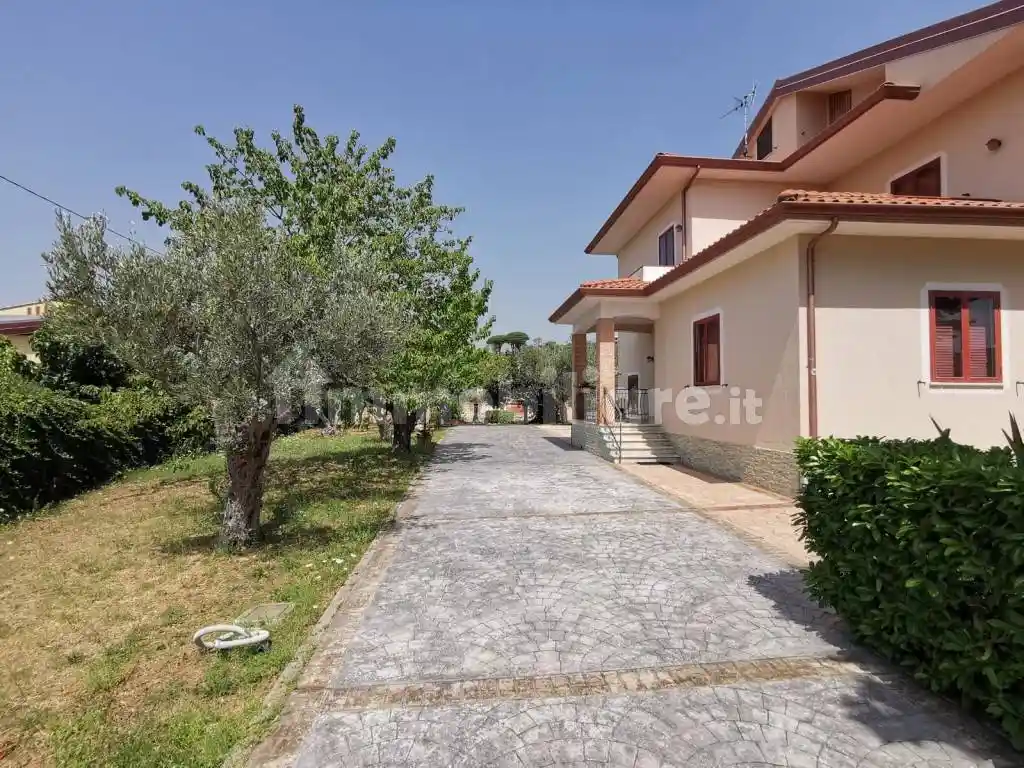 Villa unifamiliare via Gimigliano, Gagliano, Catanzaro - foto 3
