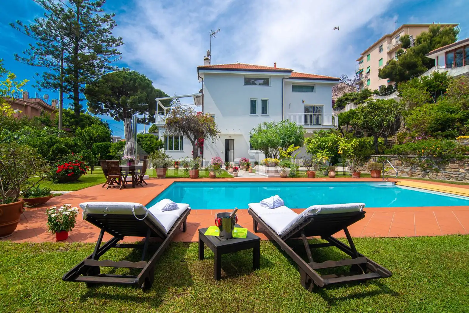 Villa in affitto a Sanremo