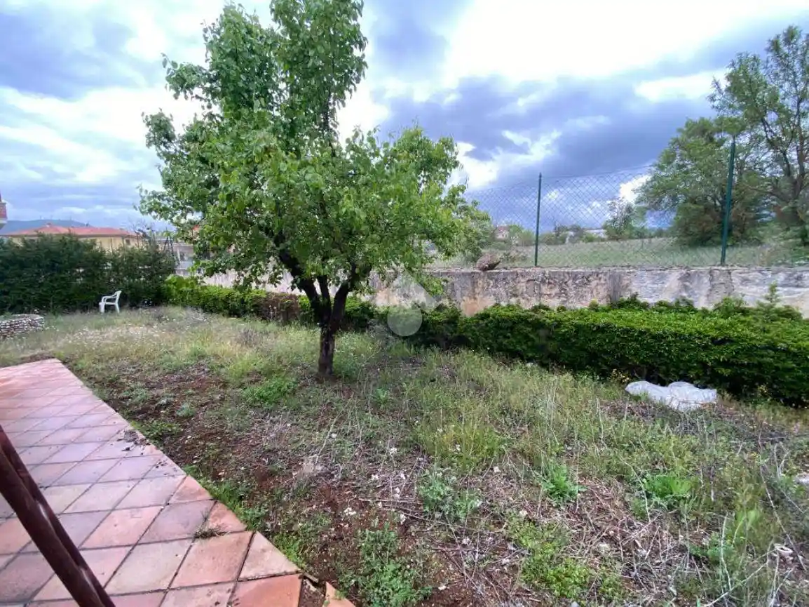 Villa unifamiliare via Giovanni XXIII, Centro, Avezzano - foto 4