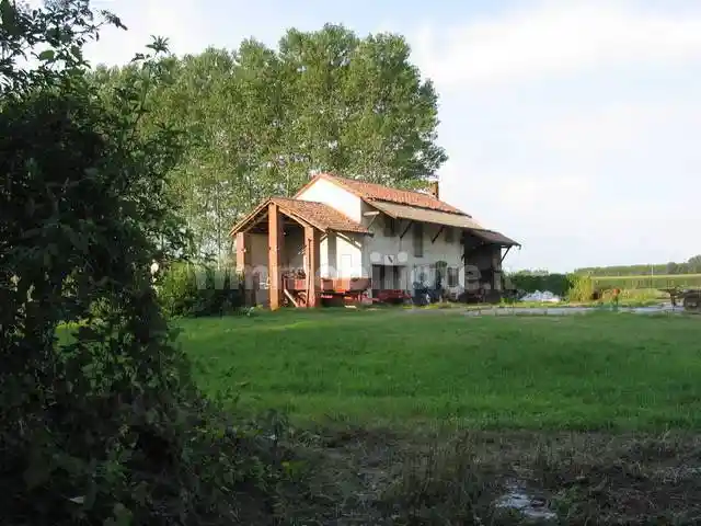 Rustico - Casale in vendita a Mortara