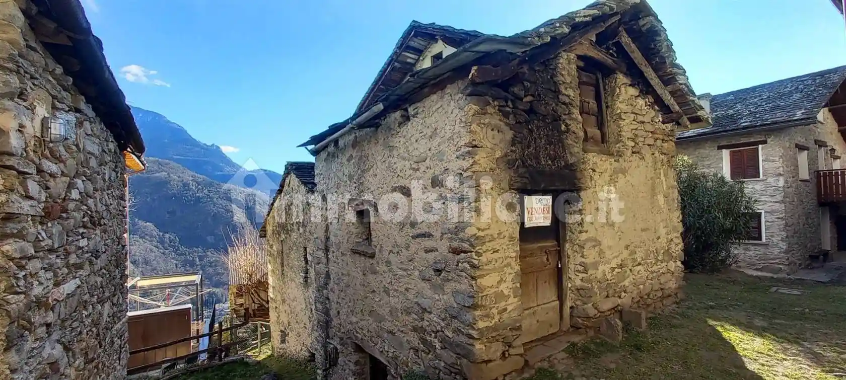 Rustico - Casale in vendita a Chiavenna