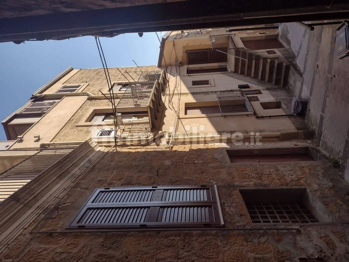 Palazzo - Edificio in vendita a Calascibetta