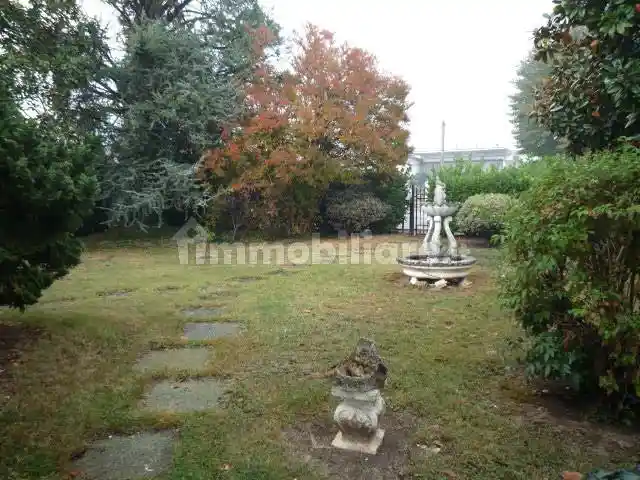 Villa in vendita a Podenzano