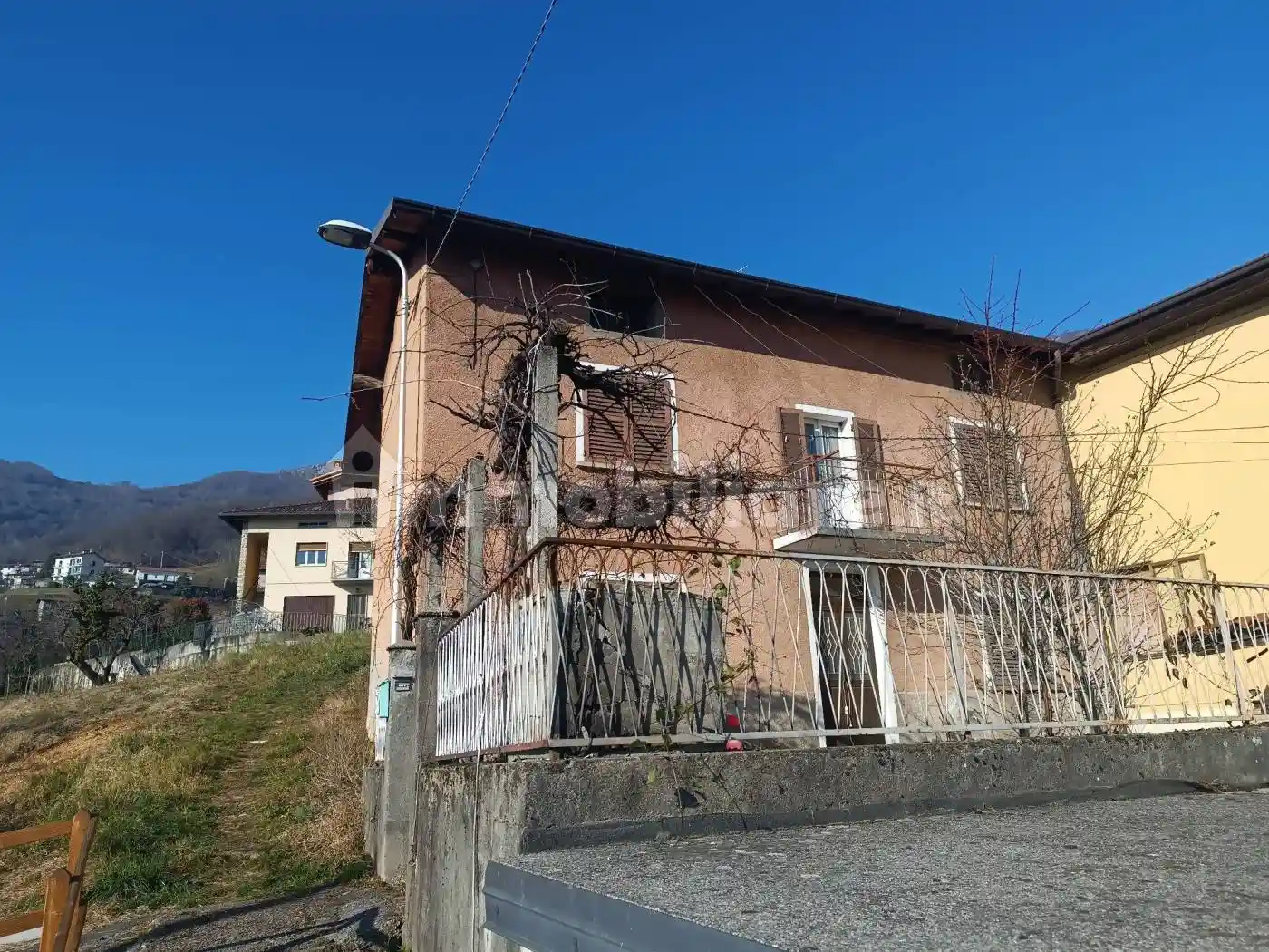 Casa indipendente in vendita a Almenno San Bartolomeo