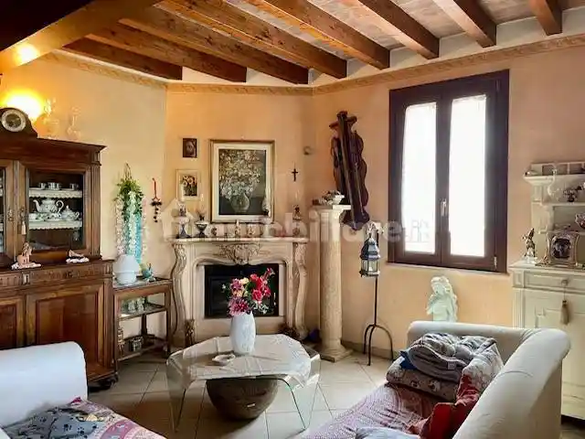 Rustico - Casale in vendita a Gonzaga