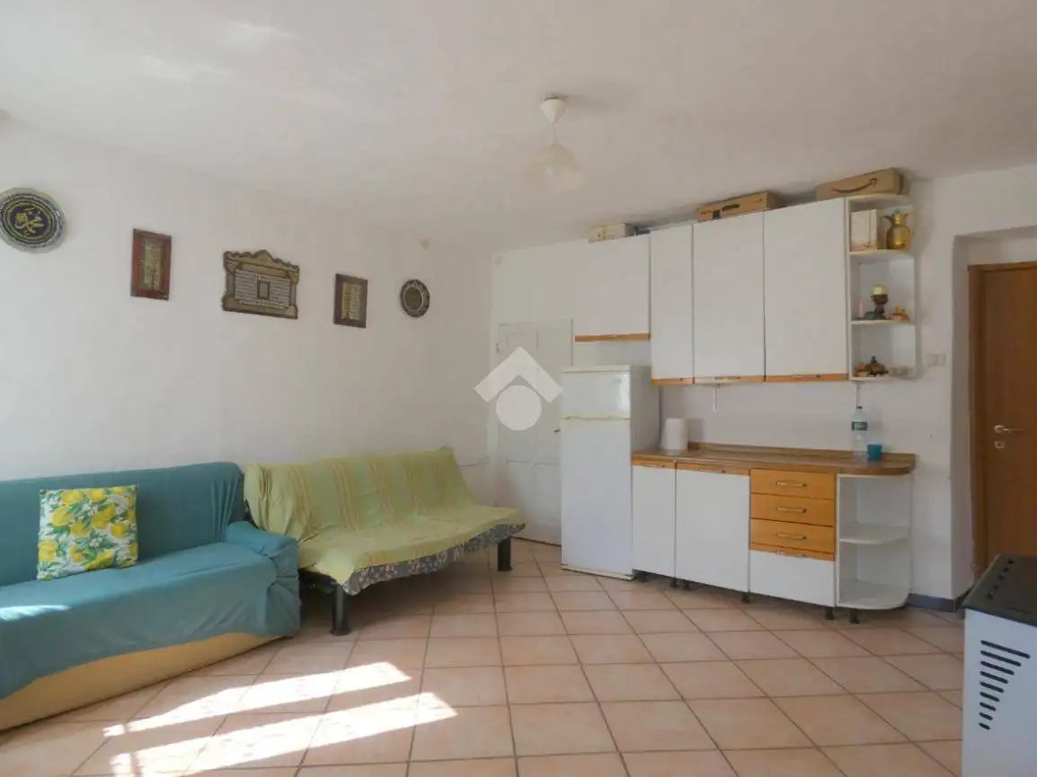 Casa indipendente in vendita a Orsara Bormida