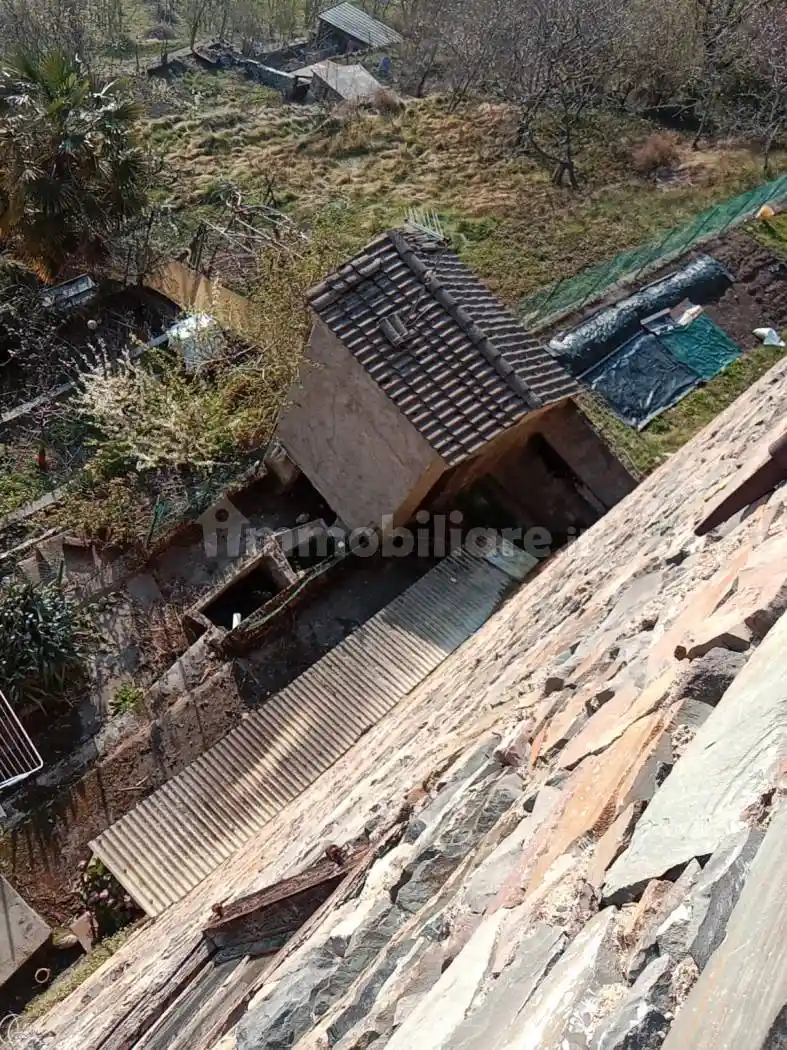 Terratetto plurifamiliare 439 m², da ristrutturare, Cimbergo - foto 5