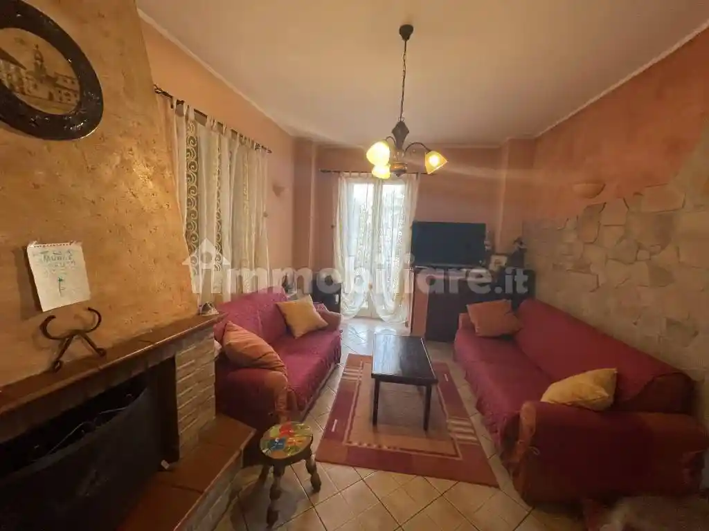 Casa indipendente in vendita a Ceccano