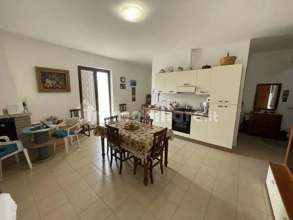 Terratetto unifamiliare 105 m², nuova, Centro, Arnara - foto 2