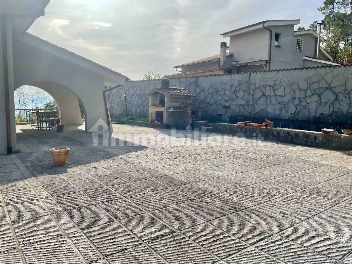 Villa in vendita a Montecatini-Terme