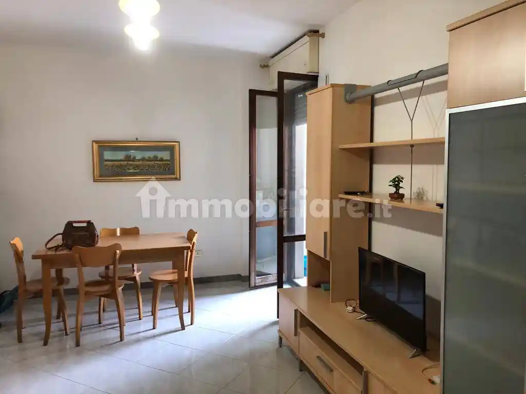 Appartamento in affitto a Brindisi