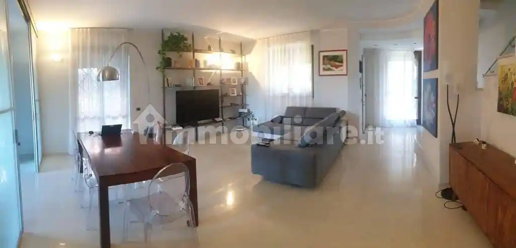 Villetta a schiera in vendita a Rozzano