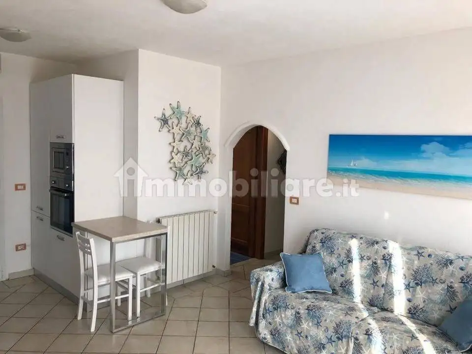 Appartamento in affitto a La Maddalena