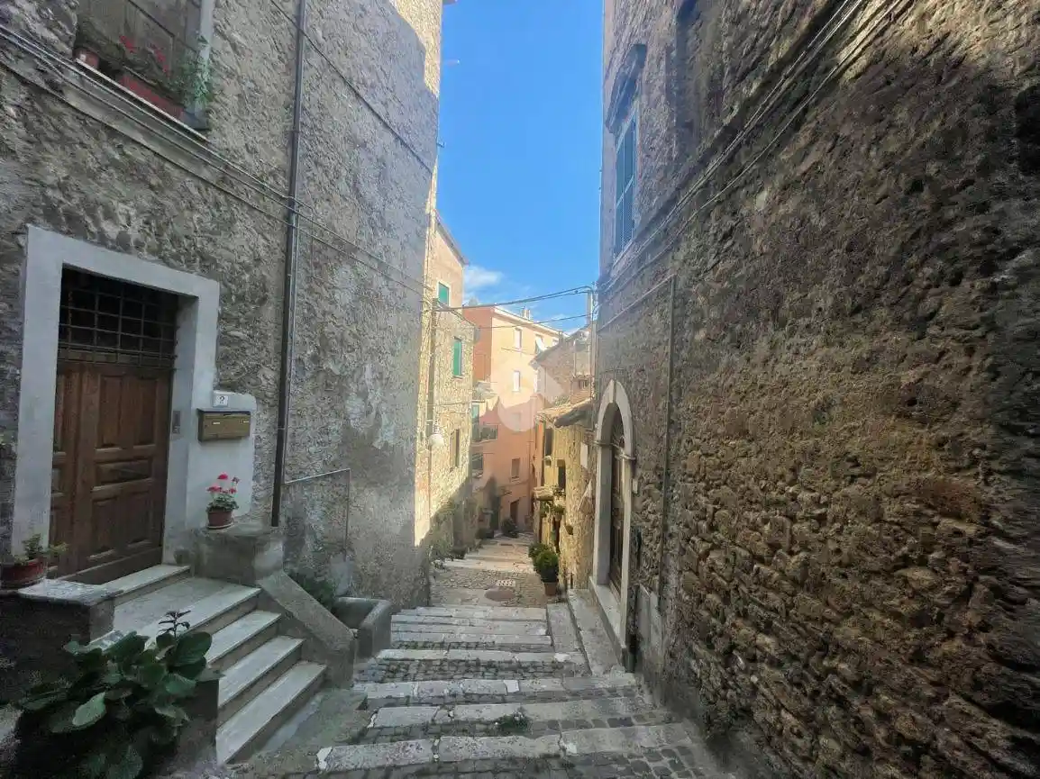 Appartamento in vendita a Subiaco