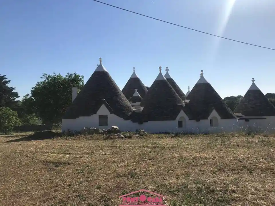 Rustico - Casale in vendita a Ostuni