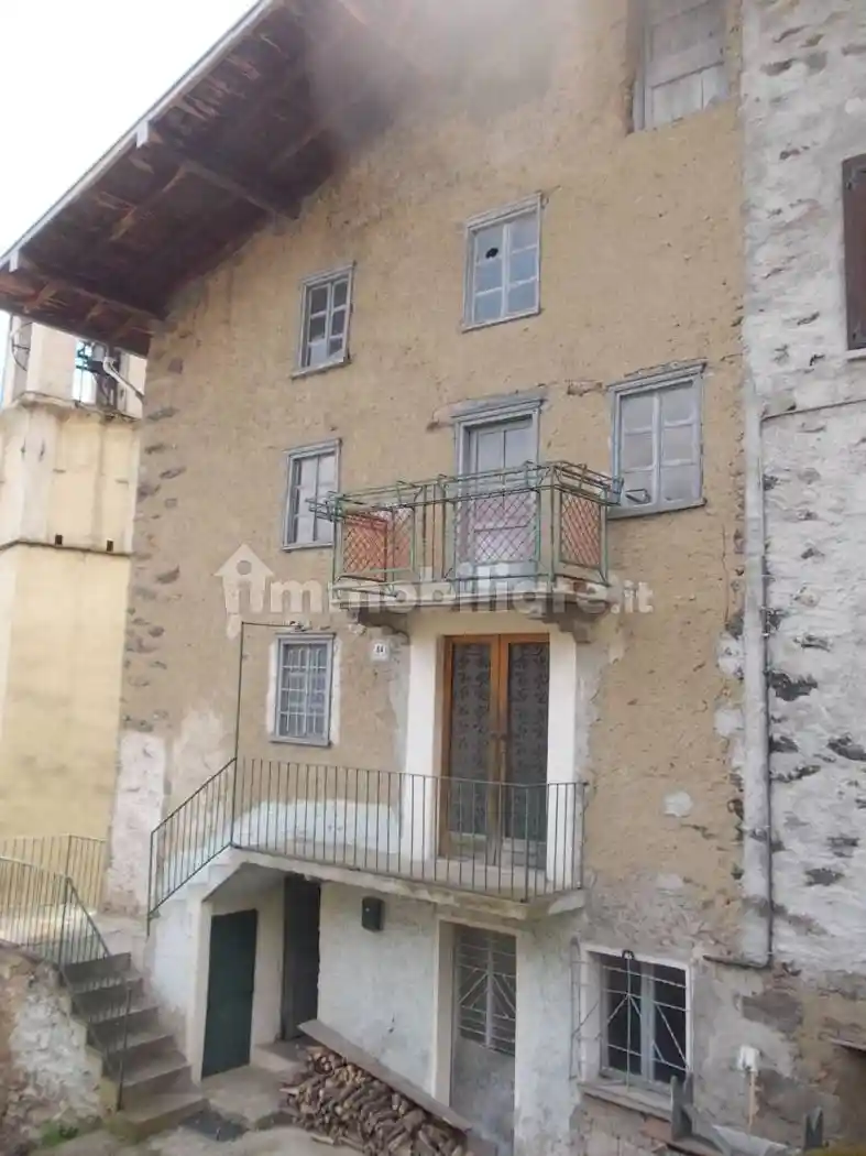 Casa indipendente in vendita a Malonno