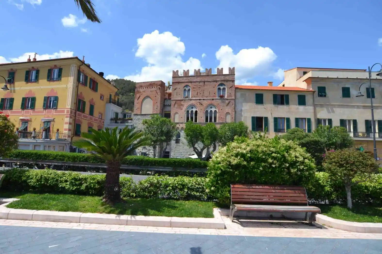 Appartamento in vendita a Noli