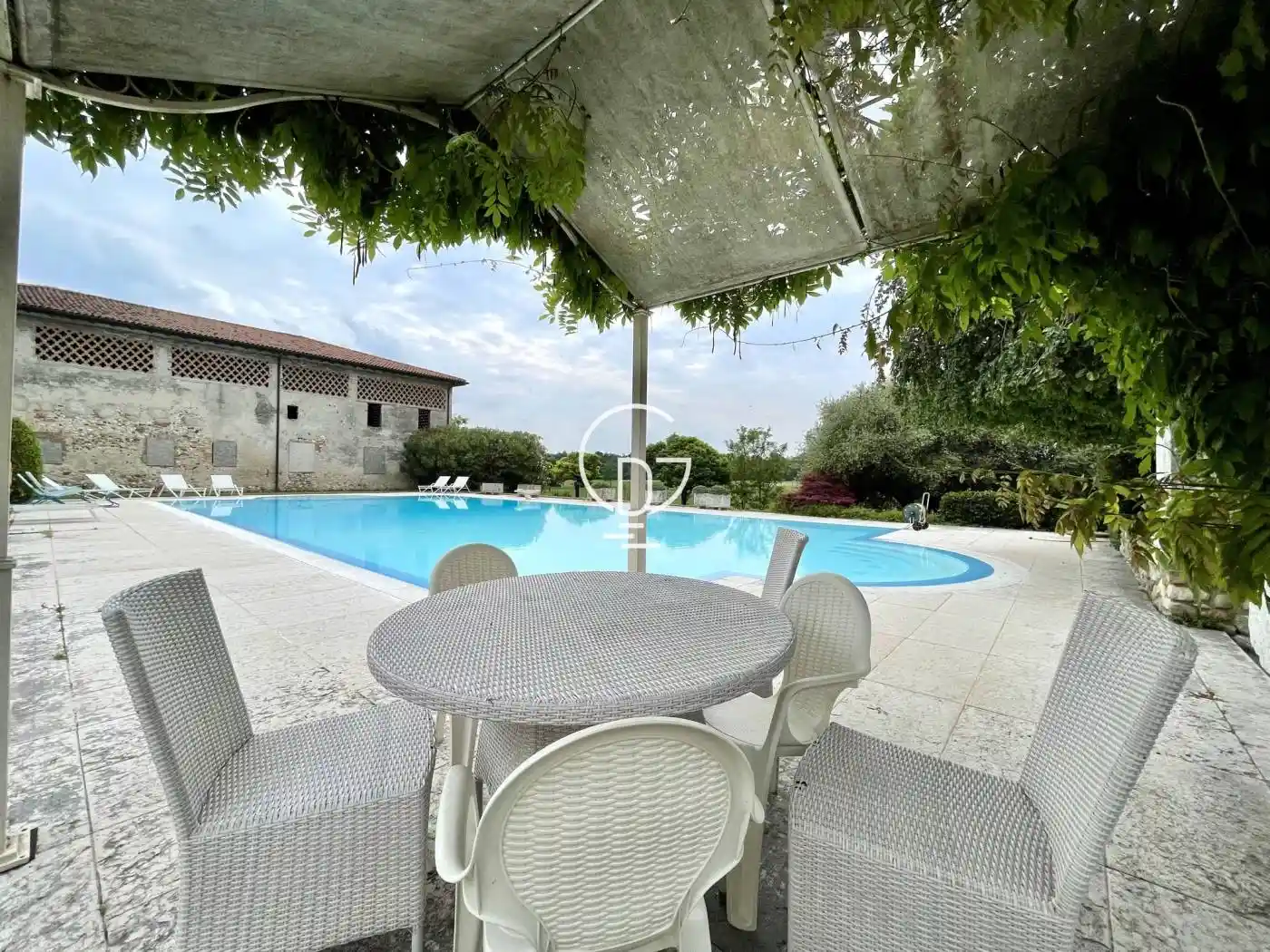 Rustico - Casale in vendita a Desenzano del Garda