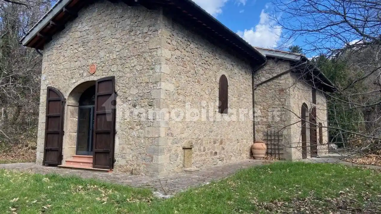 Rustico - Casale in vendita a Roccastrada