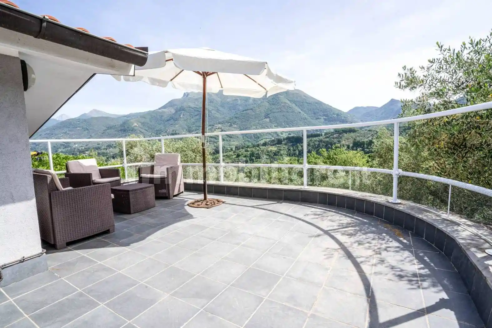 Villa in vendita a Camaiore