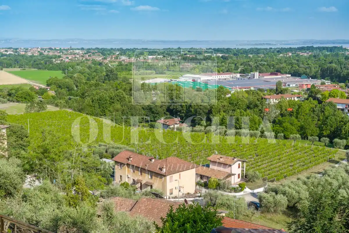 Villa in vendita a Polpenazze del Garda