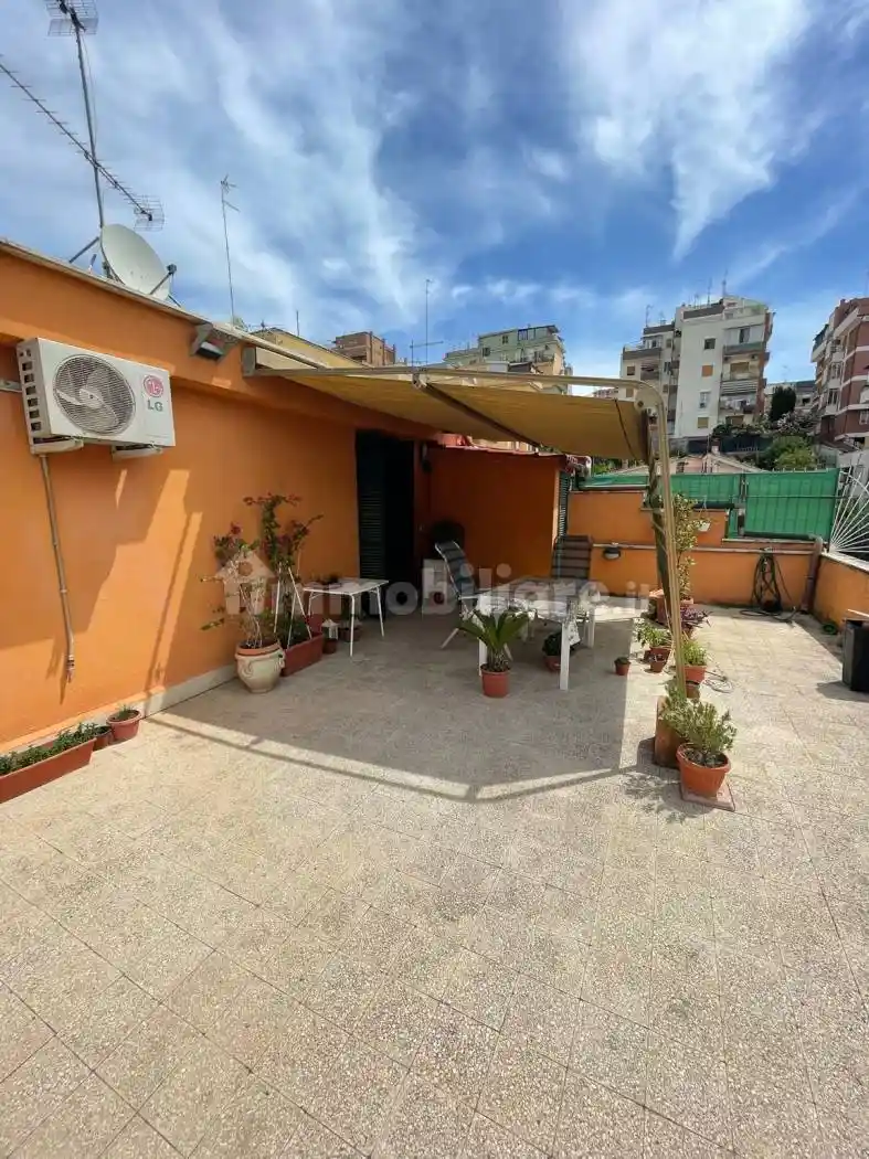 Appartamento in affitto a Roma