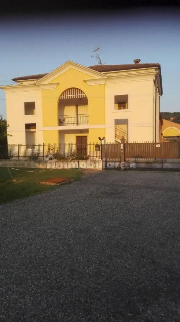 Villa in vendita a Illasi