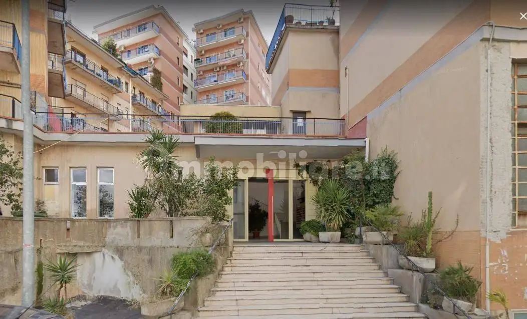 Appartamento in vendita a Salerno