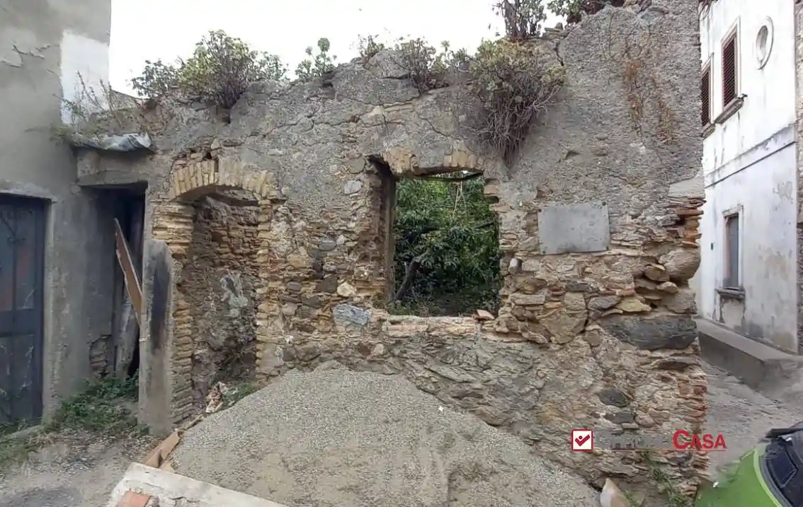 Rustico - Casale in vendita a Messina