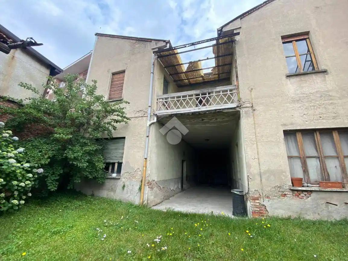 Casa indipendente in vendita a Seregno