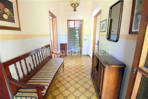 Villa plurifamiliare via del Popolo 146A, Centro, Capannori - foto 2