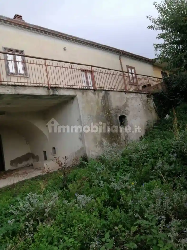 Terratetto unifamiliare via Laura Mancini, Castel Baronia - foto 2