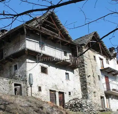 Villa in vendita a Bognanco