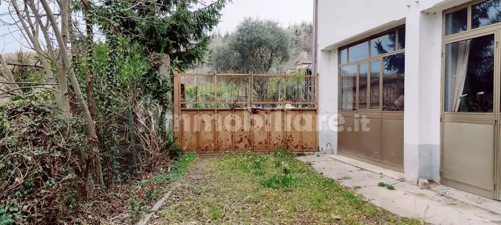 Terratetto unifamiliare via Castel San Pietro, Camino - foto 2