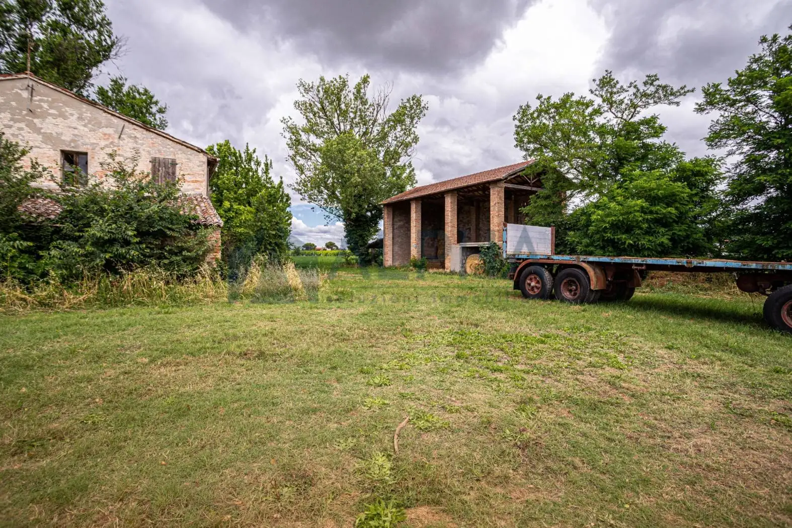 Rustico - Casale in vendita a Forlì