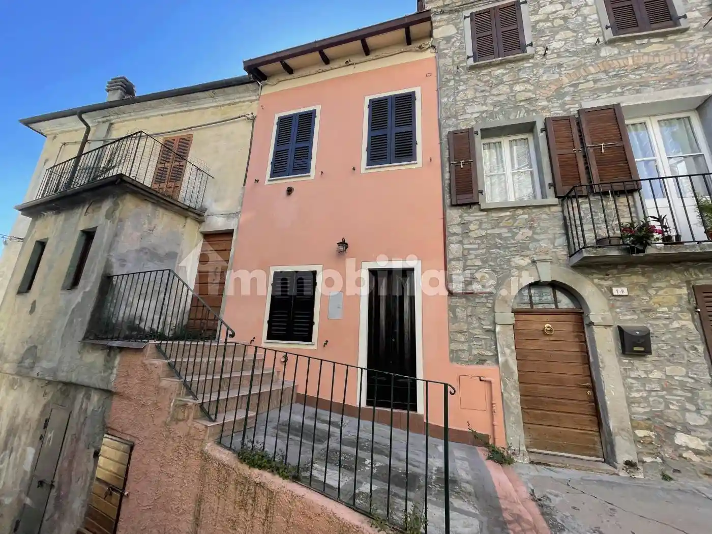 Casa indipendente in vendita a Bardi