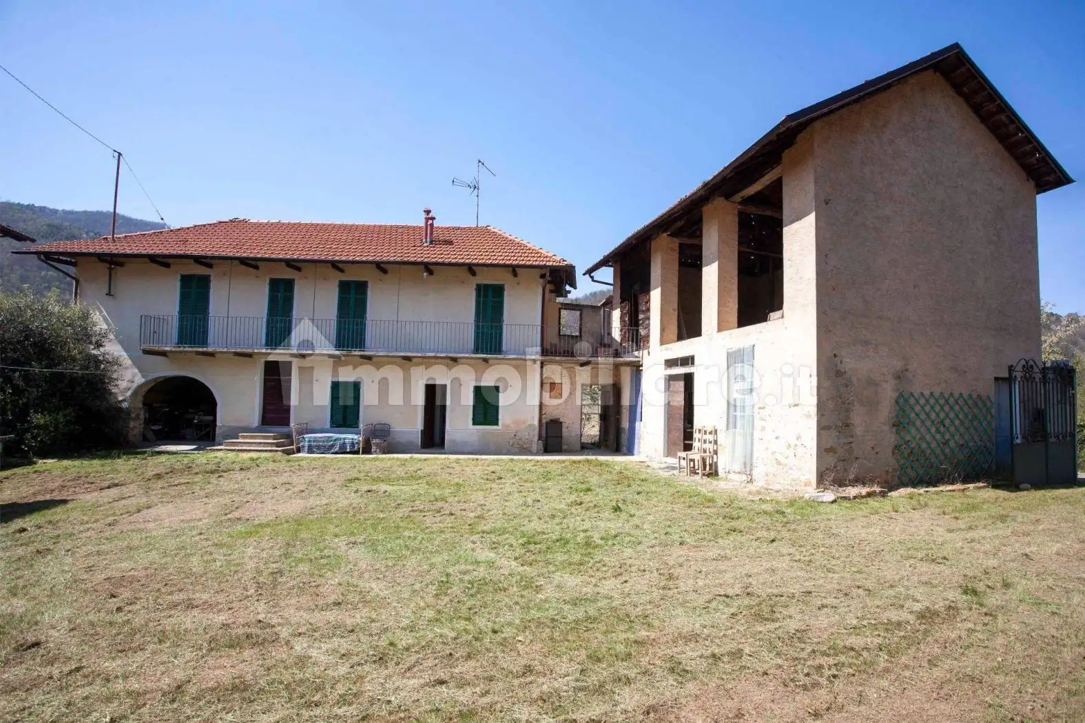 Rustico - Casale in vendita a Perletto