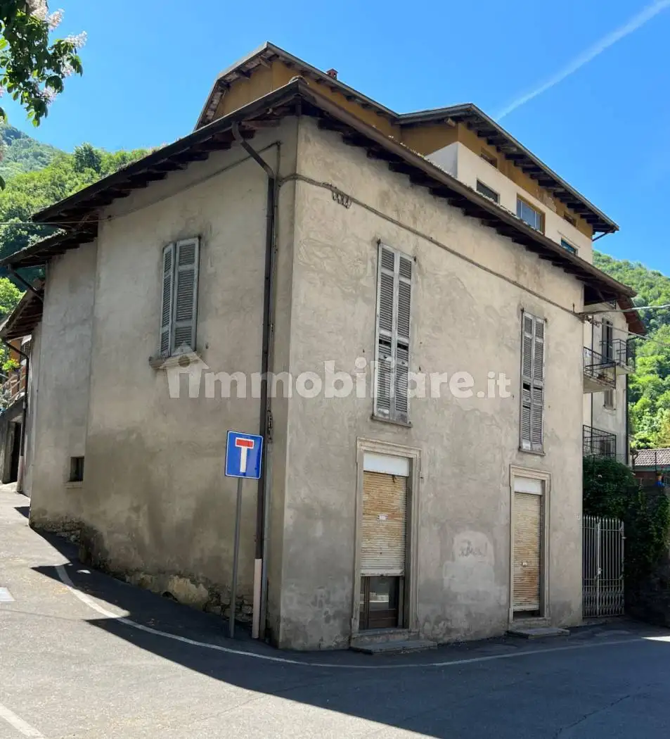 Rustico - Casale in vendita a Erve