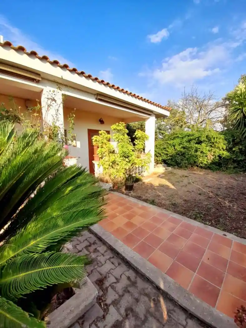 Villa in vendita a Aprilia