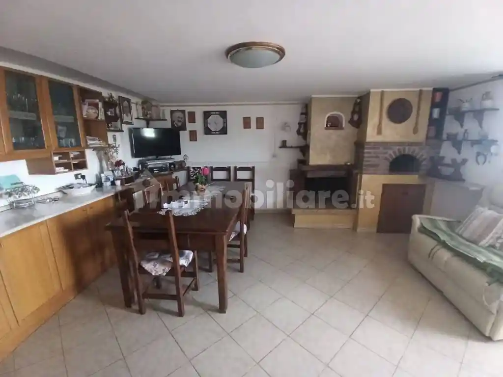 Villa unifamiliare via della Colonnetta, Pineta, Castiglione del Lago - foto 5