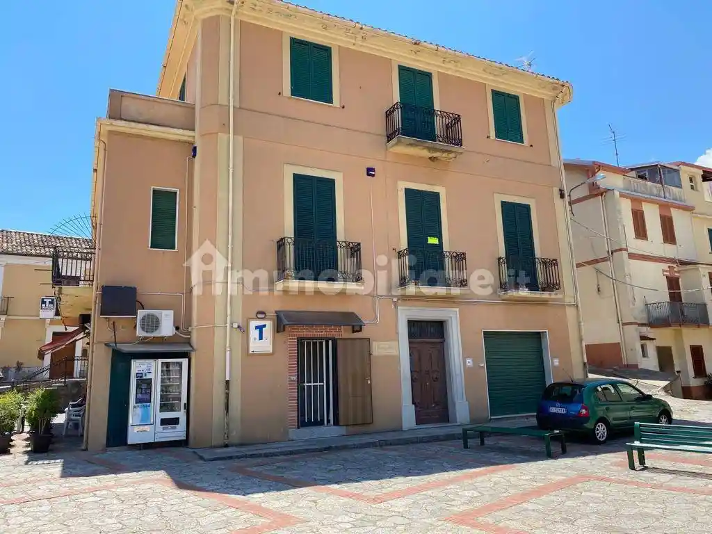 Palazzo - Edificio in Vendita - foto 2