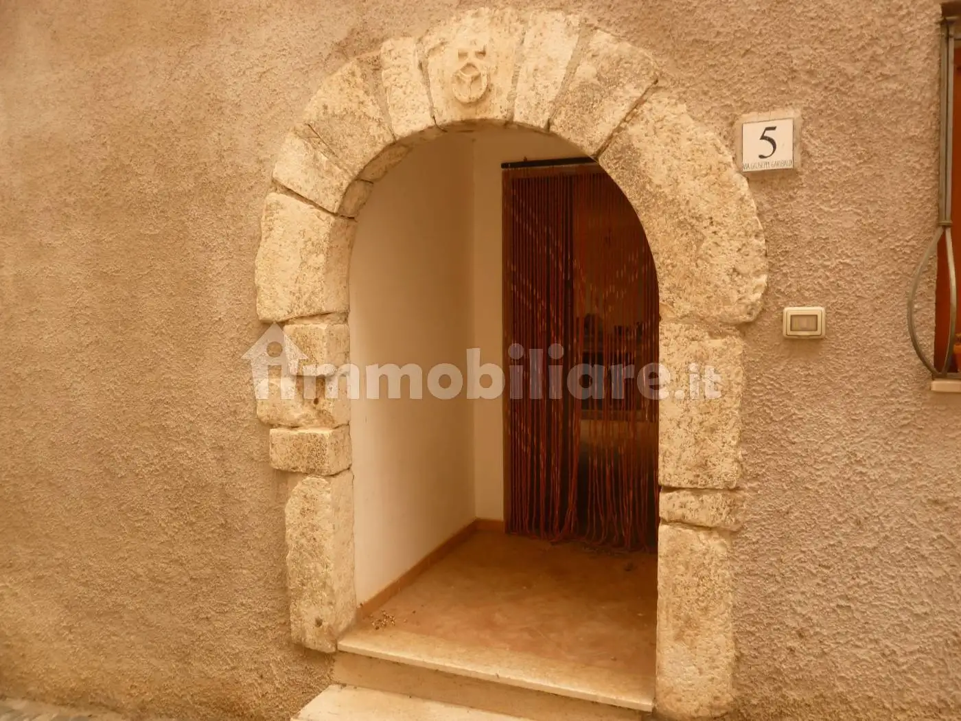 Casa indipendente in vendita a Pereto