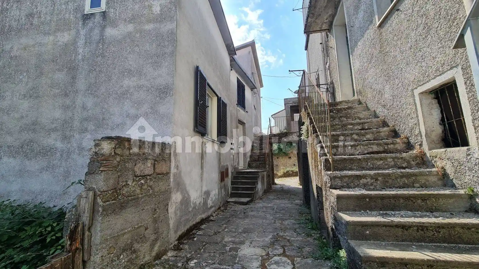 Casa indipendente in vendita a Fardella