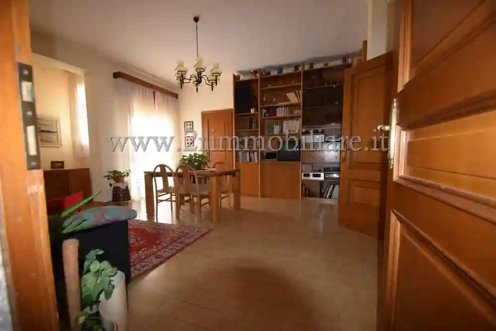 Palazzo - Edificio - foto 2