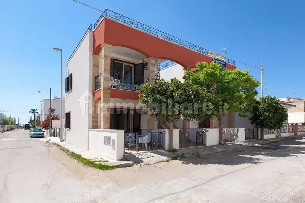 Casa indipendente in vendita a Salve