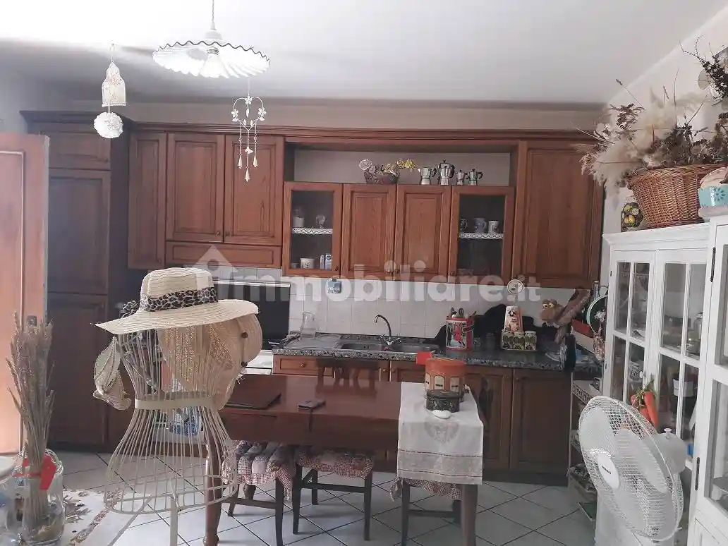 Quadrilocale buono stato, piano terra, Badiaccia, Castiglione del Lago - foto 4