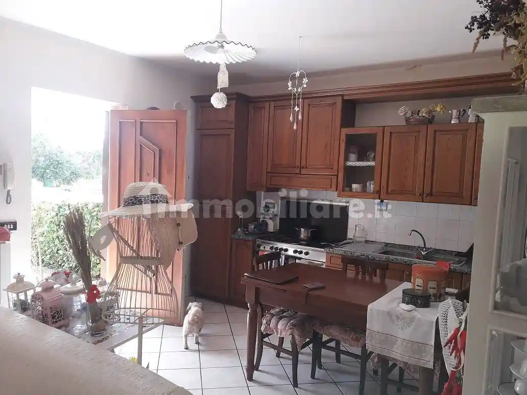 Quadrilocale buono stato, piano terra, Badiaccia, Castiglione del Lago - foto 5